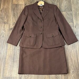 LeSuit Skirt Suit